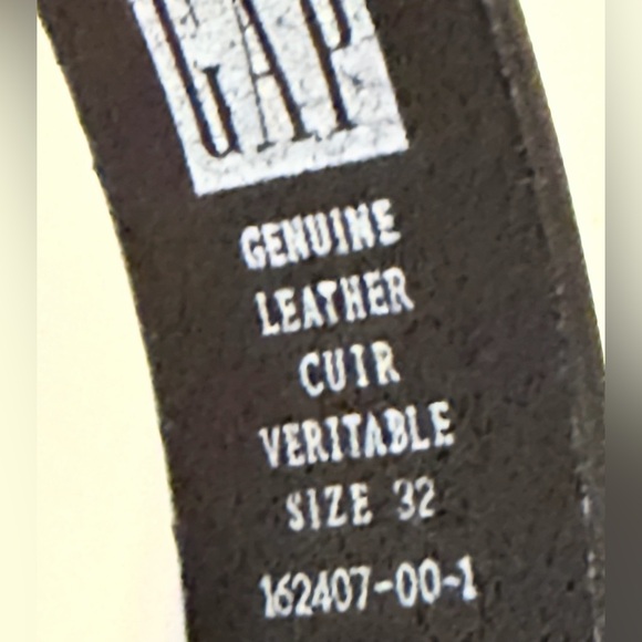 GAP Black Leather Belt with Silver Buckle - Picture 7 of 7